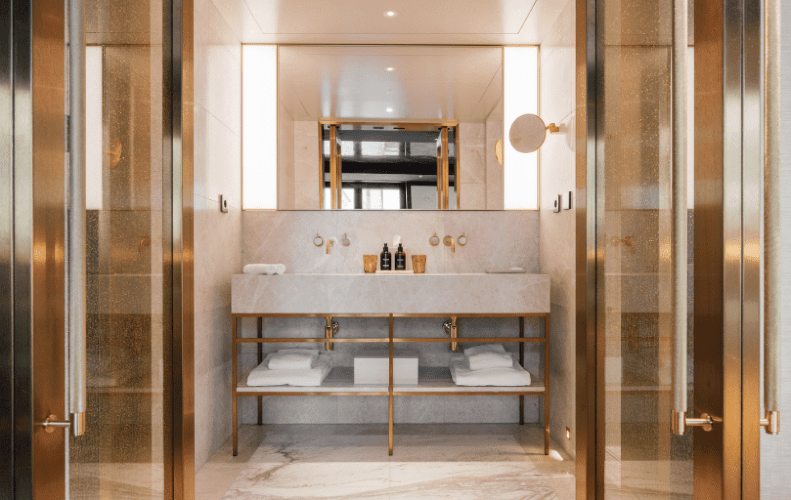 Almanac palais vienna_room details_2023_by Marion Payr - 809px