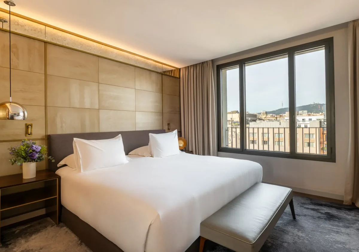 almanac-barcelona-penthouse-suite-4